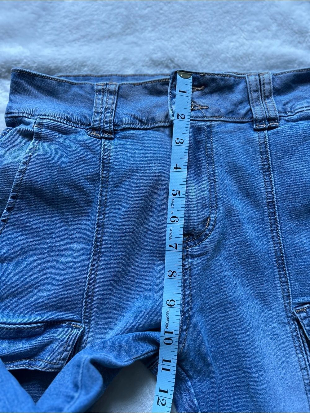 Madden NYC Skater Cargo Flare Women’s Jeans Front Seam Cargo Pockets Size 8 - Picture 14 of 15